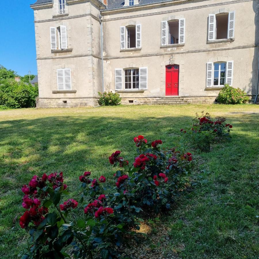Chambres D'Hotes Chateau De Saint Etienne Du Bois ภายนอก รูปภาพ